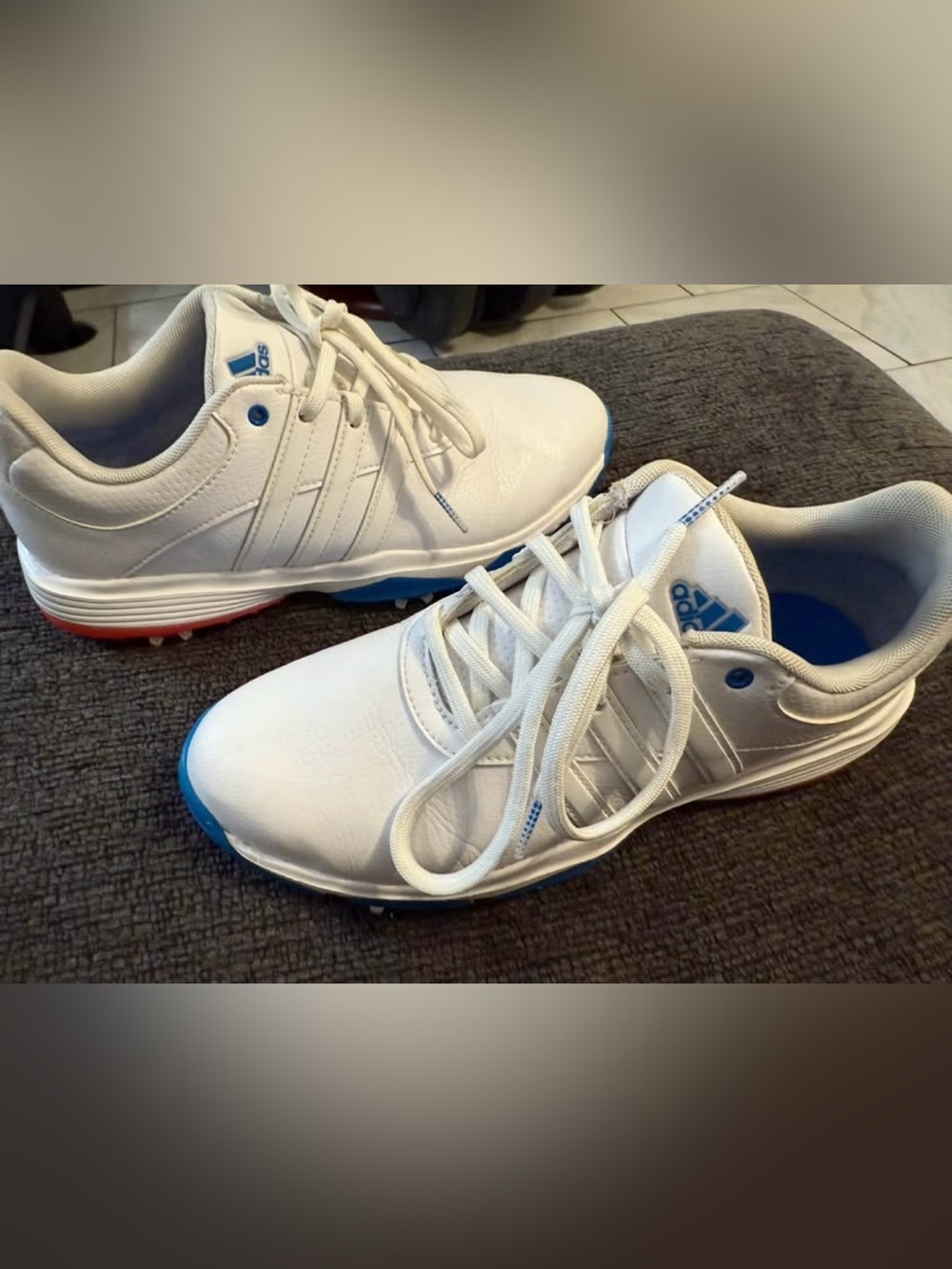 adidas White Golf Shoes with Blue and Coral Accents Youth Size 6 - Boy or Girl - Picture 5 of 6